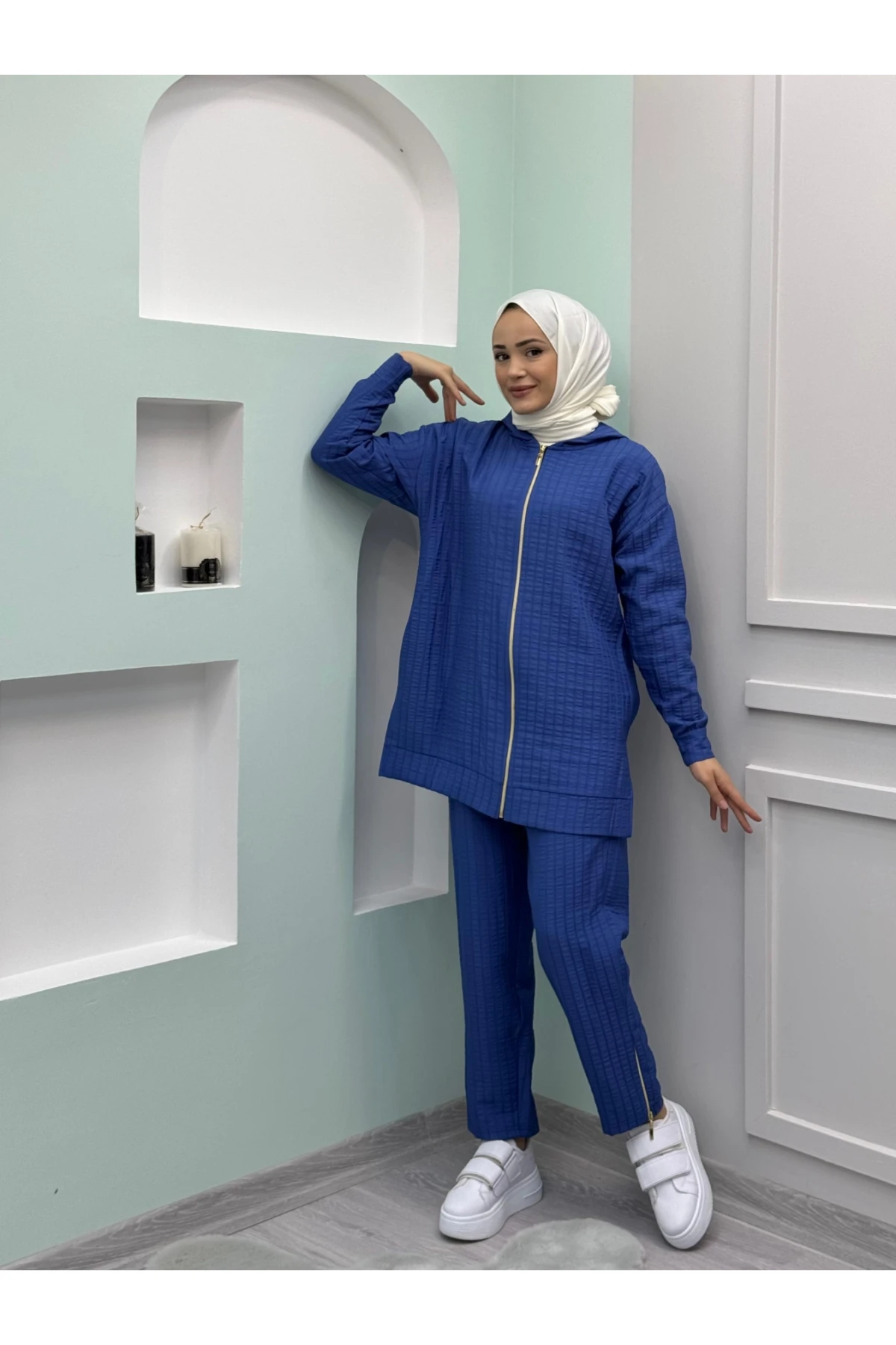 KFT001 Kapitone Fermuarlı Kapişonlu Takım