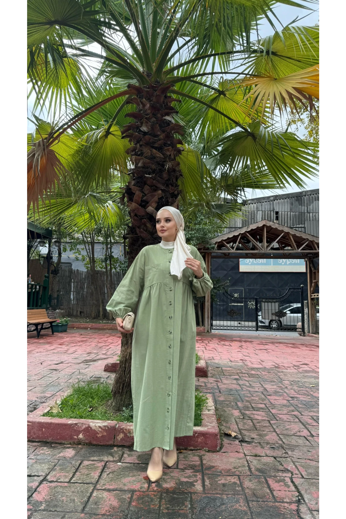 ELB012 Boydan Açılabilir Düğmeli Elbise