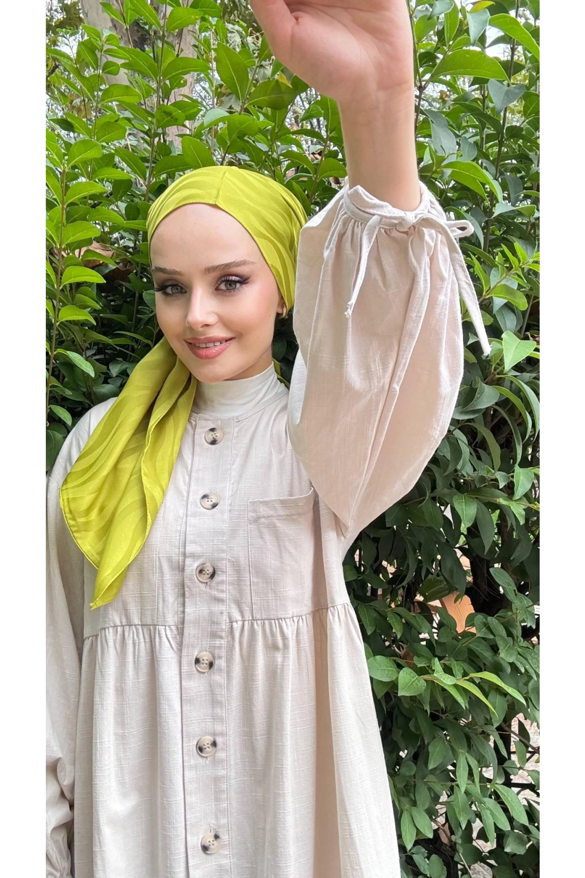 ELB012 Boydan Açılabilir Düğmeli Elbise