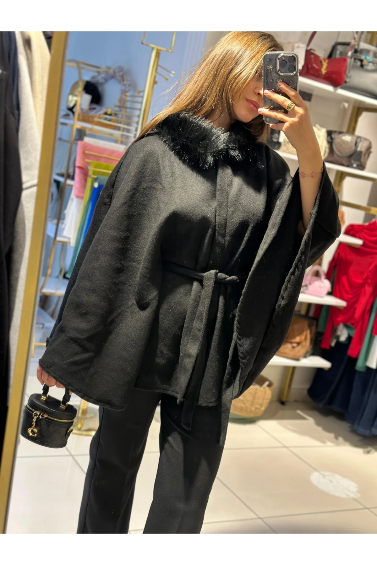 PNÇO0001 Seyyar Bağlamalı Kürk Detaylı Panço