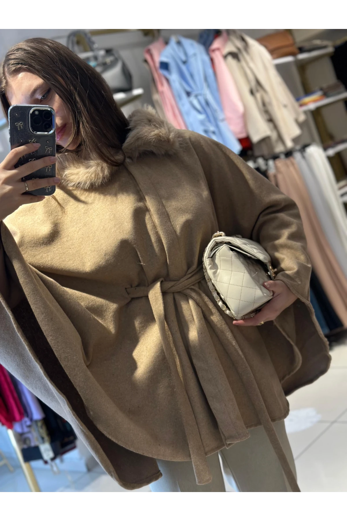 PNÇO0001 Seyyar Bağlamalı Kürk Detaylı Panço