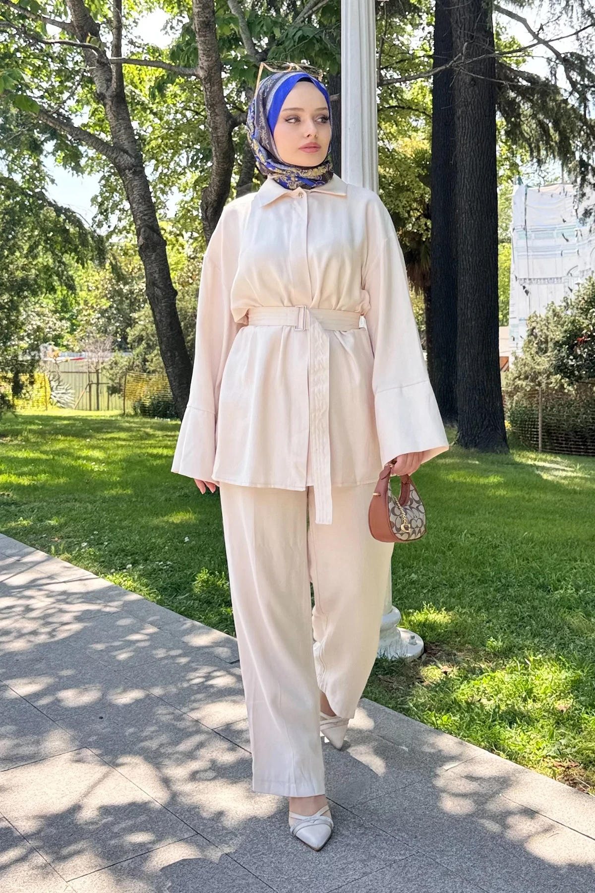 PTKM018 KEMERİ SÜS DİKİŞLİ TAKIM